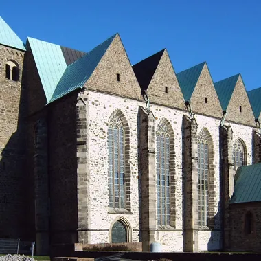Katholische Universitätskirche Sankt Petri - Petrikirche Südseite