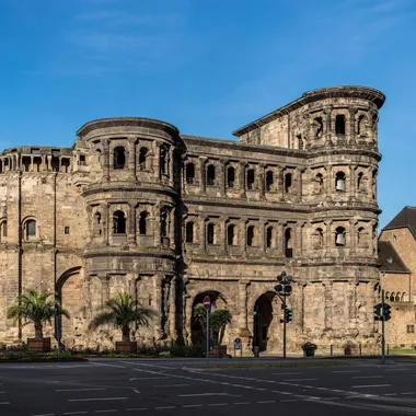 Porta Nigra - Porta Nigra morgens (100MP)