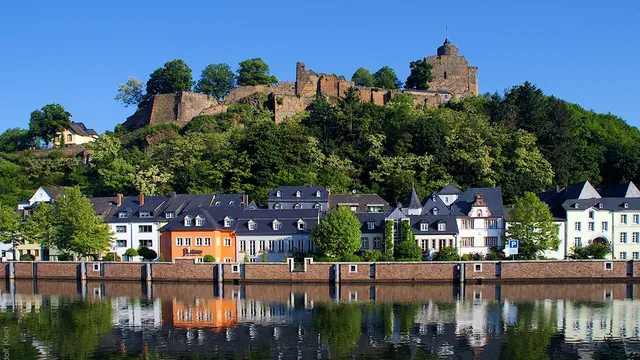 Burg Saarburg