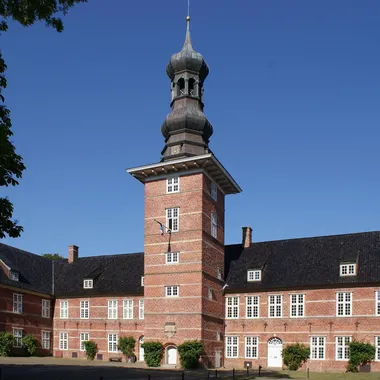 Schloss vor Husum - Schloss vor Husum, Hof I-2
