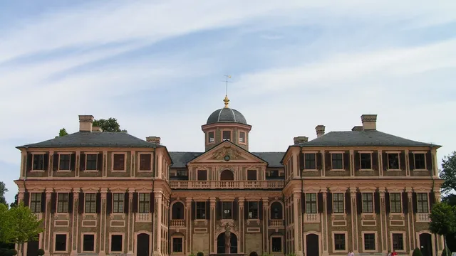 Schloss Favorite