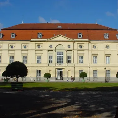 Käthe Kollwitz Museum - SchlosstheaterCharlottenburg