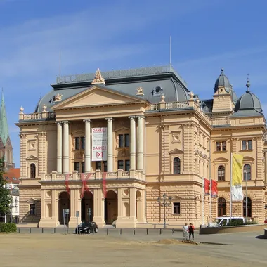 Mecklenburgische Staatstheater - Schwerin Mecklenburgisches Staatstheater 2013-08-12 22 nc