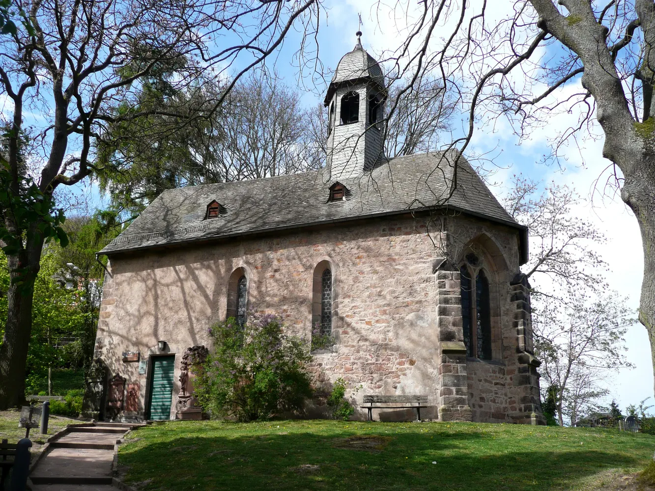 St.-Michaels-Kapelle - St.Michaelskapelle Marburg von SO