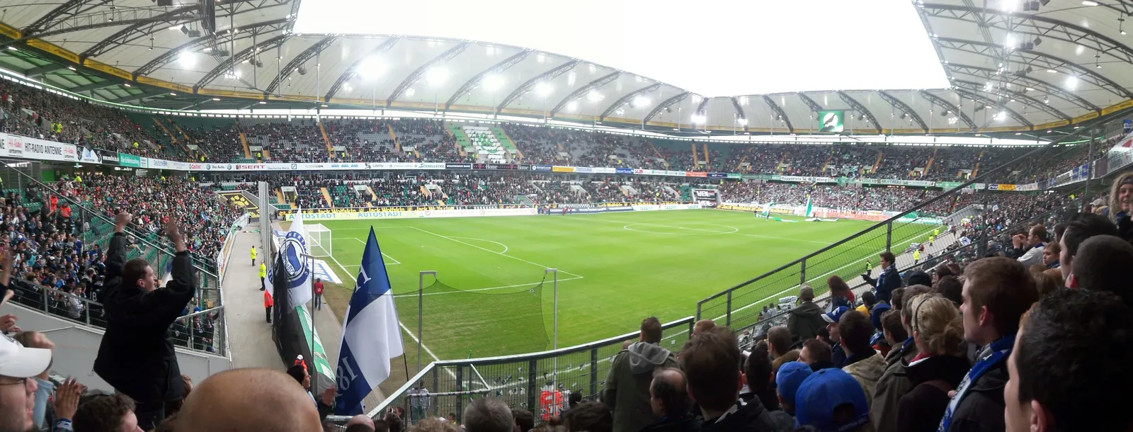 Volkswagen Arena - Volkswagen-Arena Gästeblock