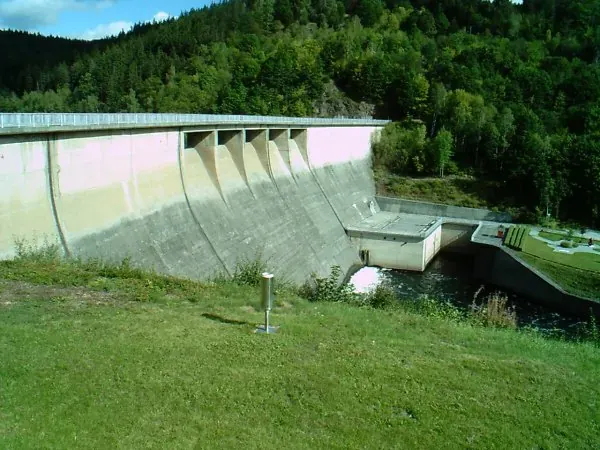 Talsperre Wendefurt - WendefurterSperrmauer