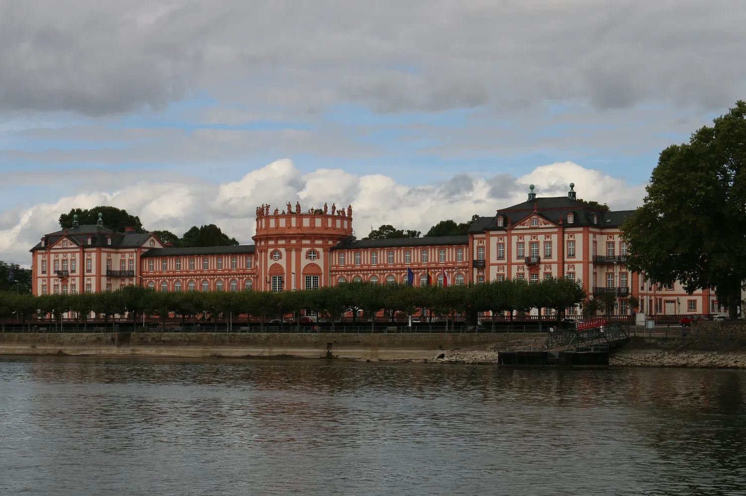Biebricher Schlosspark - Wiesbaden-Biebrich - Schloss-Biebrich (KD.HE 2 09.2015)