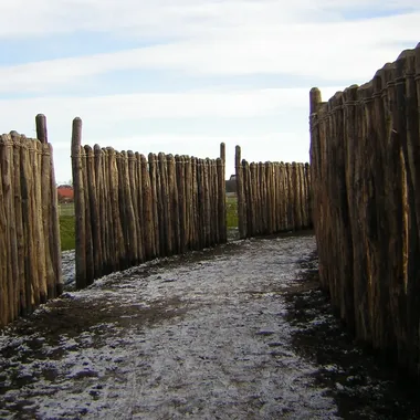 Sonnenobservatorium Goseck - WoodHenge-Goseck-Germany-Ringwalk
