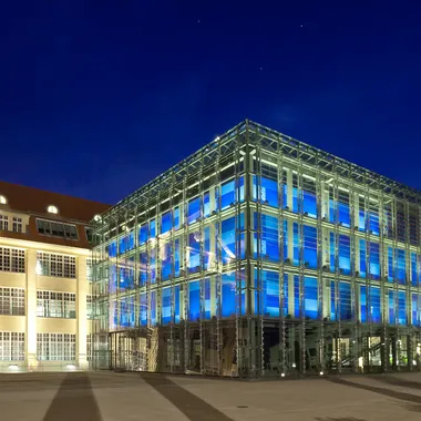 ZKM | Zentrum für Kunst und Medien - ZKM Kubus