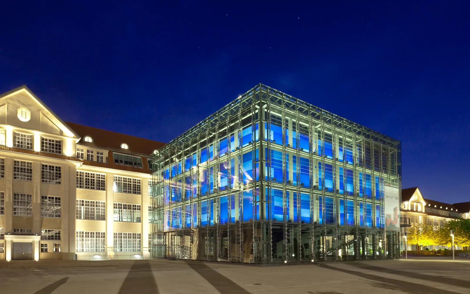 ZKM | Zentrum für Kunst und Medien - ZKM Kubus