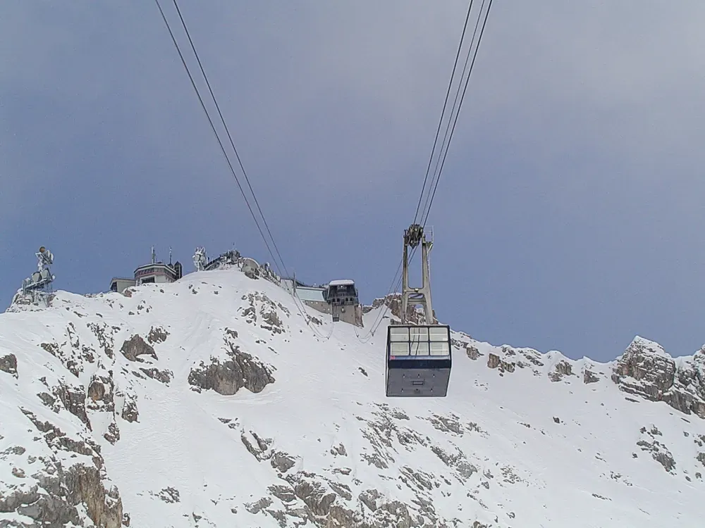 Gletscherbahn Zugspitze - Zugspitze 02 (RaBoe)